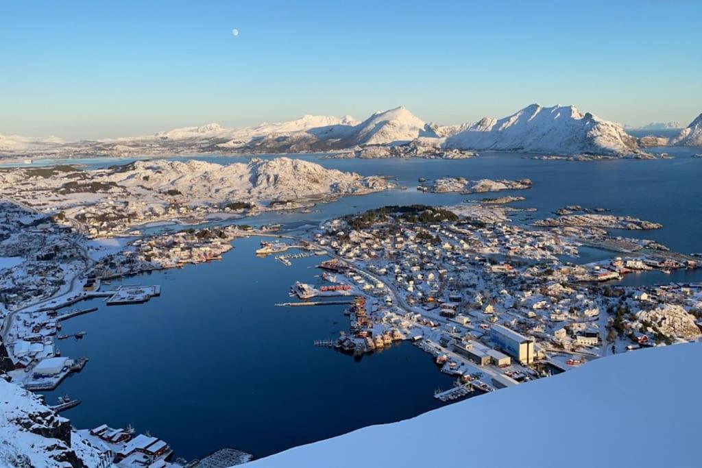 #Lofoten Leilighet Ved Sjoen Ballstad Exterior foto